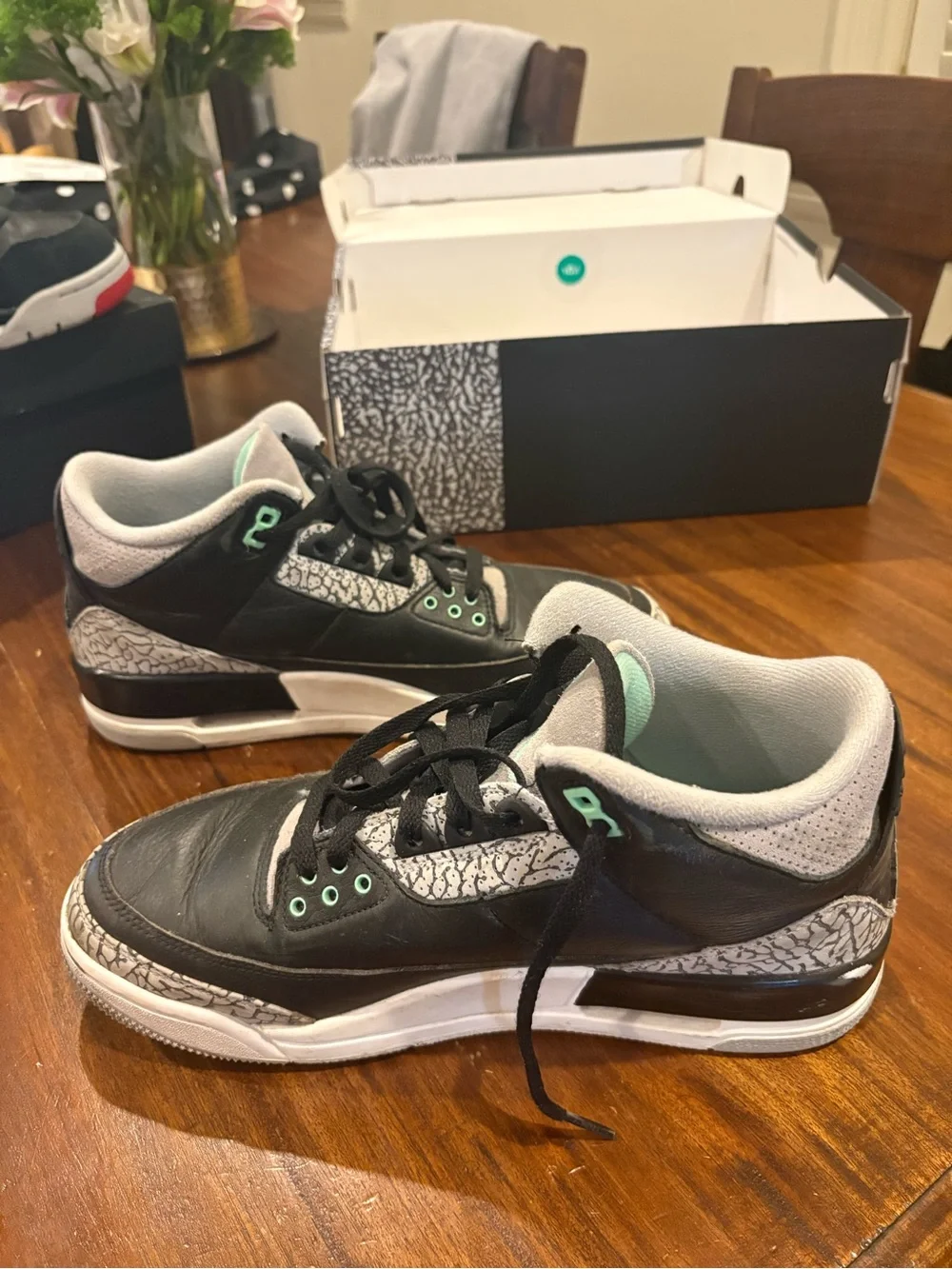 Nike Air Jordan 3 Retro Green Glow CT8532-031 Men’s Size 9 w/ Original Box